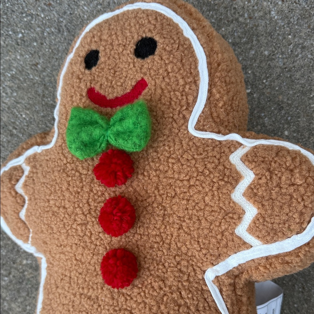 Gingerbread Man Decorative Pillow - NWT - Picture 8 of 14